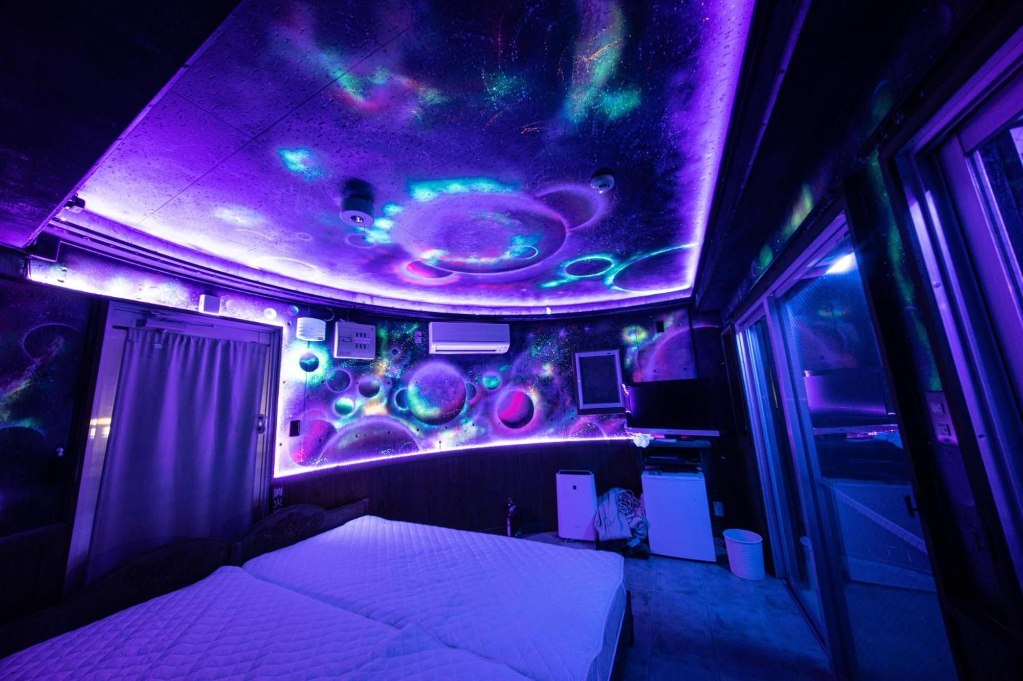Buzz Resort Онна Экстерьер фото
